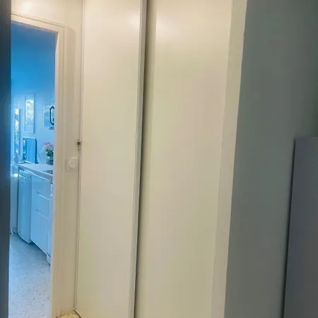 Apartmán Climatise 4 Personnes, Place De Parking Privee, Rdc Avec Terrasse, A 10 Min A Pied La Grande Motte